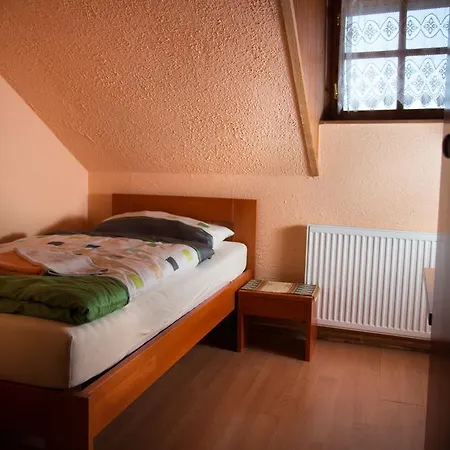 Maison d'hôtes U Bláhů - V šestajovickém Pivovaru 3*